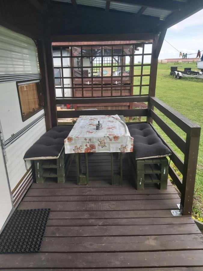 Kemping Pod Topolami Gorklo Exterior foto